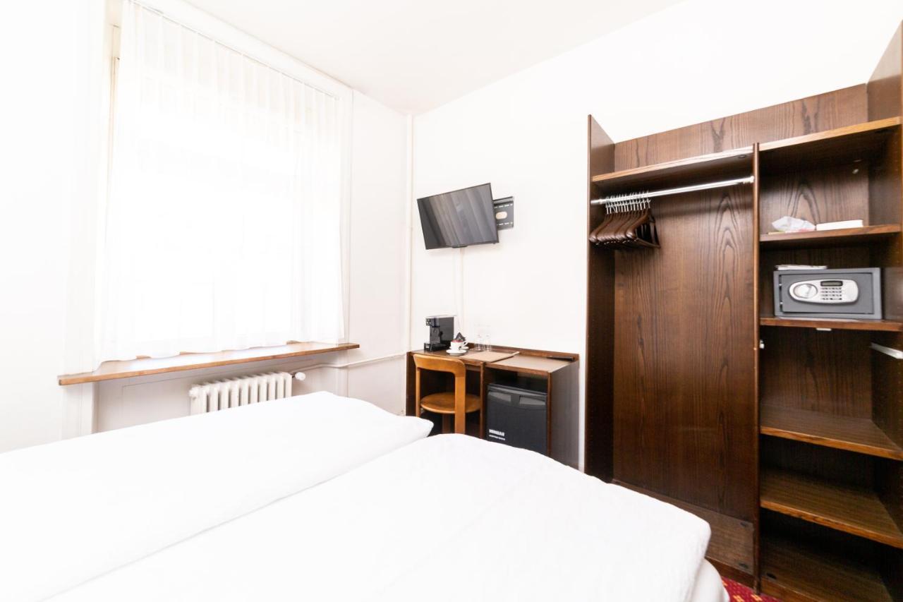 Rheinfelderhof Hotel 2*